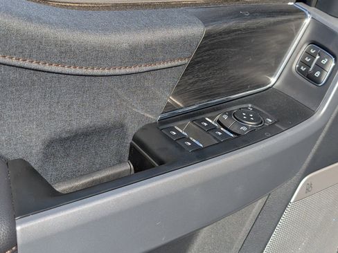 Used 2025 Ford F150 Lariat w/ Equipment Group 502A High image 25