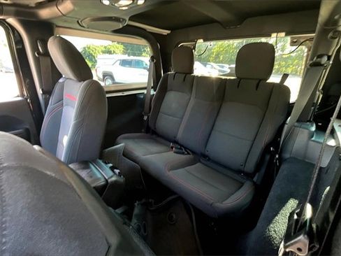 Used 2022 Jeep Wrangler Rubicon image 19