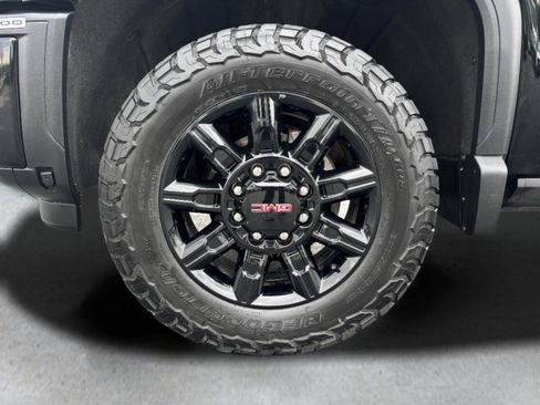 Used 2025 GMC Sierra 2500 AT4 w/ AT4 Premium Plus Package AWD/4WD image 36