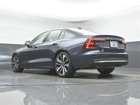 Used 2023 Volvo S60 B5 Ultimate w/ Climate Package image 14