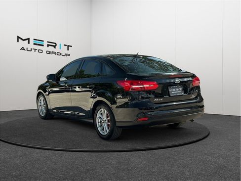Used 2016 Ford Focus SE FWD image 7