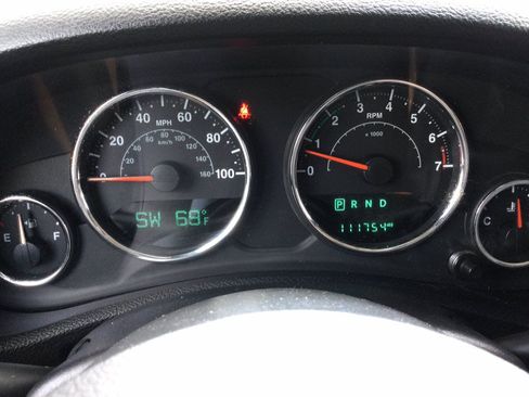 Used 2018 Jeep Wrangler Sport AWD/4WD image 22