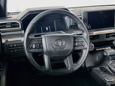 Used 2026 Toyota Tacoma SR5 RWD image 18