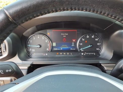 Used 2021 Ford Explorer Limited w/ Equipment Group 301A image 9