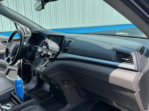 Used 2018 Honda Odyssey EX-L image 22