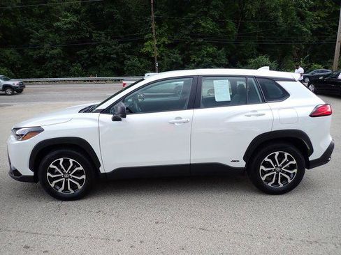 Certified 2024 Toyota Corolla Cross AWD Hybrid image 9