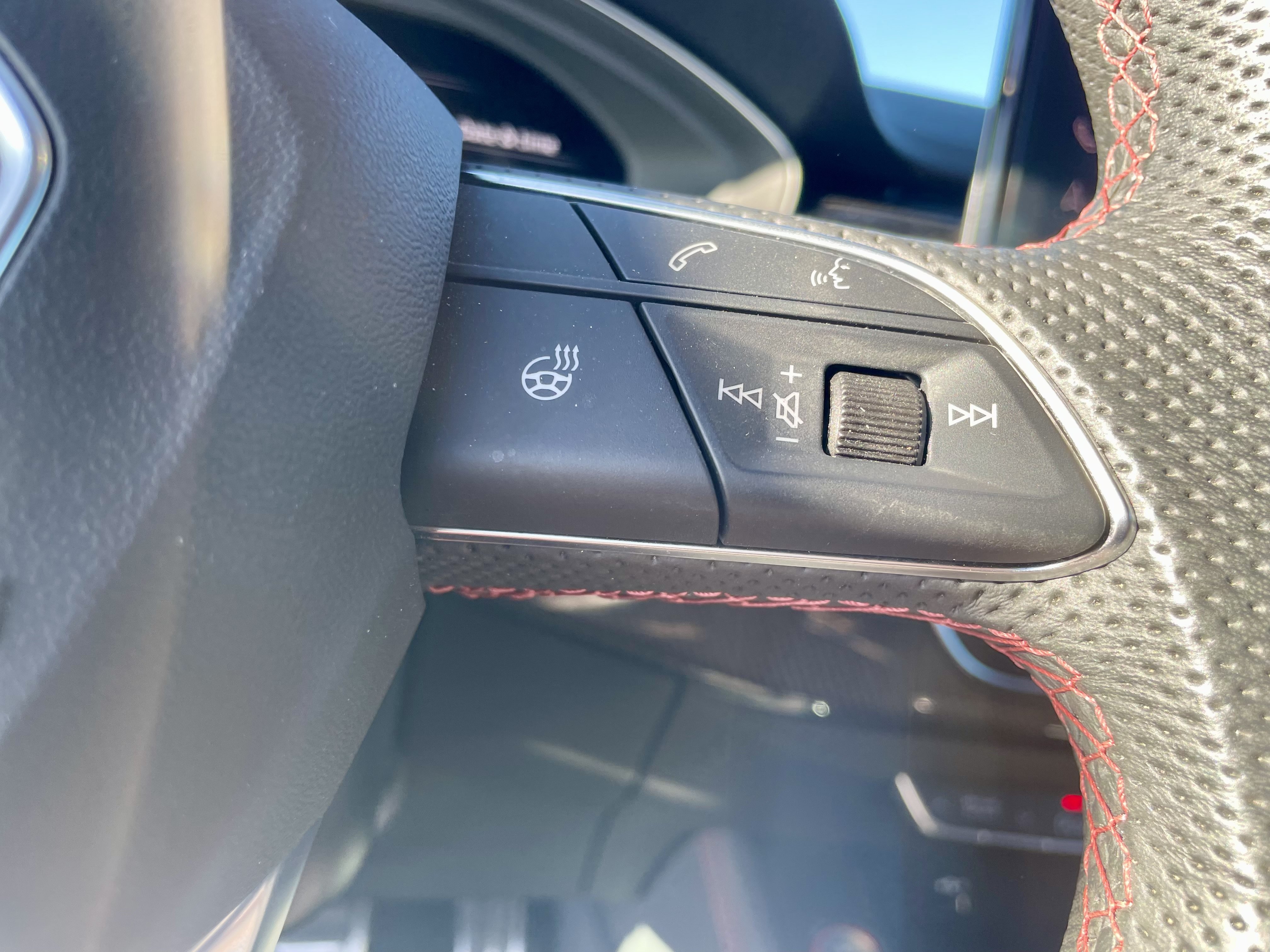Used 2024 Audi S4 Premium Plus w/ Premium Plus Package AWD/4WD image 16