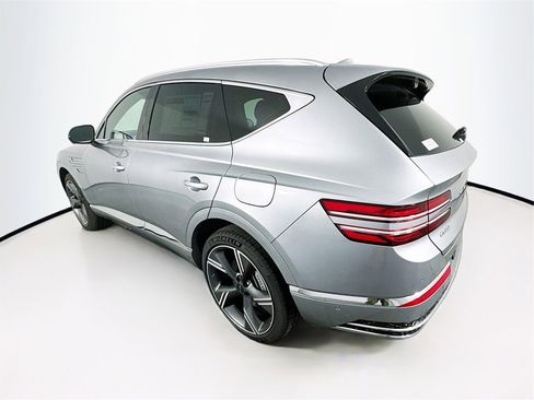 Certified 2025 Genesis GV80 3.5T Prestige image 5