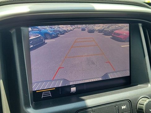 Used 2021 Chevrolet Colorado ZR2 AWD/4WD image 23