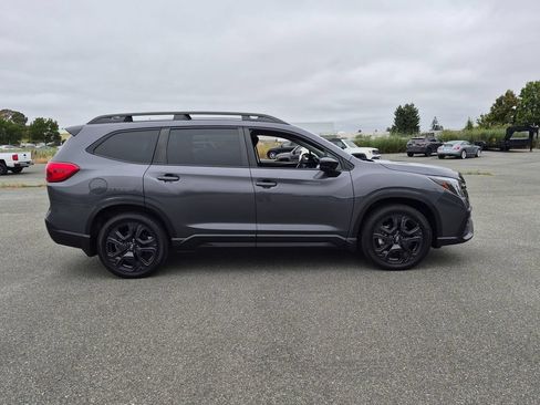Used 2024 Subaru Ascent Onyx Edition Limited w/ Popular Package Onyx AWD/4WD image 2