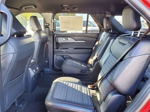 New 2026 Ford Explorer ST-Line image 25