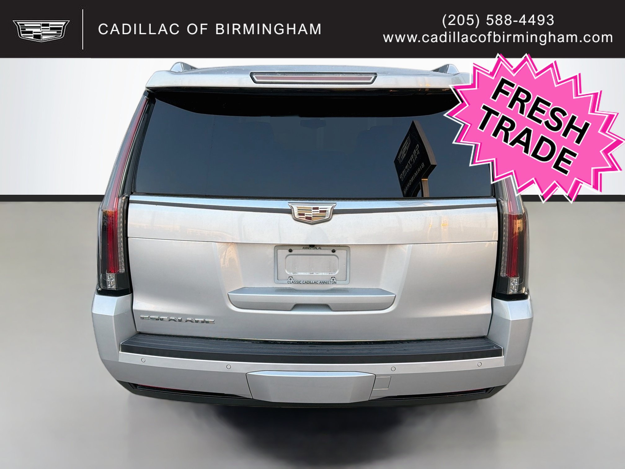 Used 2017 Cadillac Escalade 2WD image 3