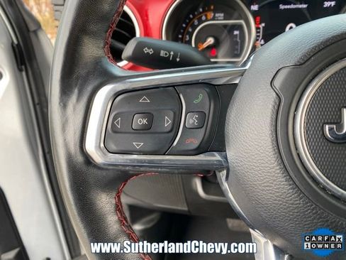 Used 2023 Jeep Gladiator Rubicon w/ Cold Weather Group image 18