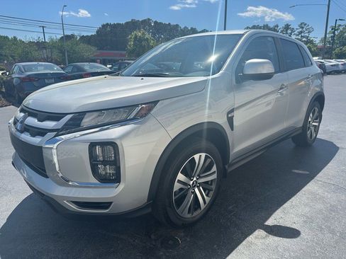 Used 2024 Mitsubishi Outlander Sport ES image 3