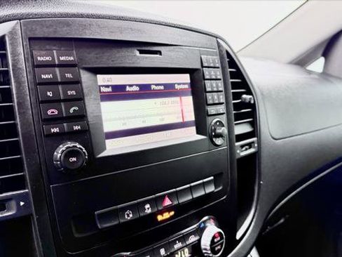 Used 2016 Mercedes-Benz Metris Passenger image 26