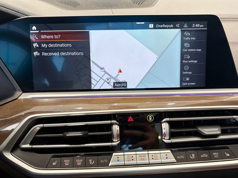 Used 2021 BMW X5 xDrive40i w/ M Sport Package AWD/4WD image 22