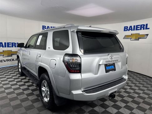 Used 2016 Toyota 4Runner SR5 Premium AWD/4WD image 3