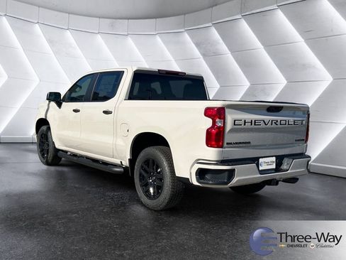 New 2026 Chevrolet Silverado 1500 Custom RWD image 3