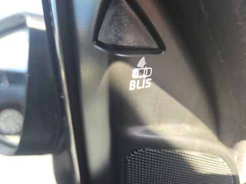 Used 2012 Volvo XC60 T6 image 14