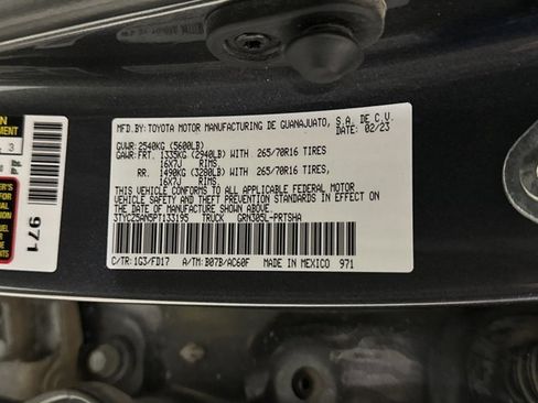 Used 2023 Toyota Tacoma SR image 11