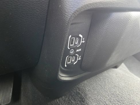 Used 2022 RAM 2500 Big Horn w/ Level A Equipment Group AWD/4WD image 28