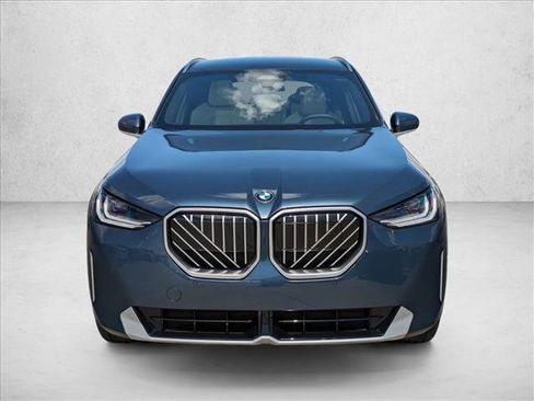 Certified 2025 BMW X3 xDrive30i w/ Convenience Package image 6