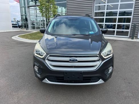 Used 2018 Ford Escape SEL FWD image 2