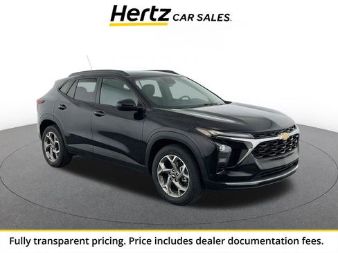Used 2025 Chevrolet Trax LT w/ LT Convenience Package FWD image 1