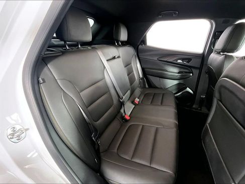 Used 2025 Chevrolet TrailBlazer ACTIV w/ Driver Confidence Package FWD image 27