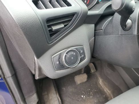 Used 2015 Ford Escape SE FWD image 15