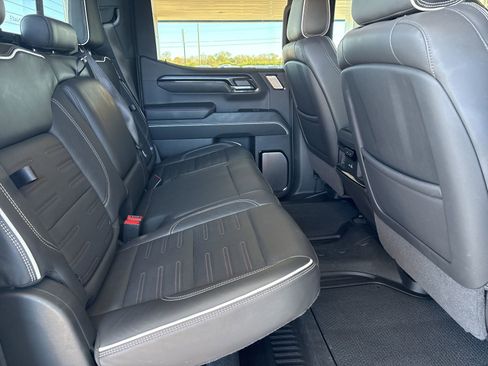 Certified 2025 GMC Sierra 1500 AT4X image 24