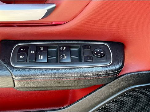 Used 2022 RAM 1500 Rebel image 18