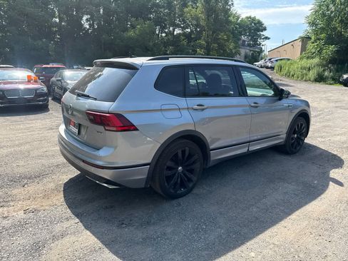 Used 2021 Volkswagen Tiguan SE R-Line AWD/4WD image 10