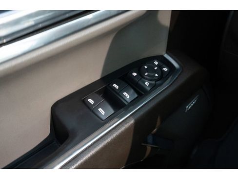 Used 2023 GMC Sierra 1500 SLT w/ SLT Convenience Package image 25