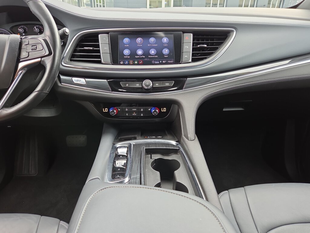 Used 2023 Buick Enclave Essence AWD/4WD image 24