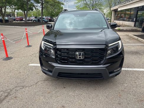Used 2023 Honda Passport Elite image 6