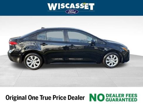 Used 2023 Toyota Corolla LE image 6