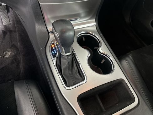 Used 2018 Jeep Grand Cherokee Altitude AWD/4WD image 18