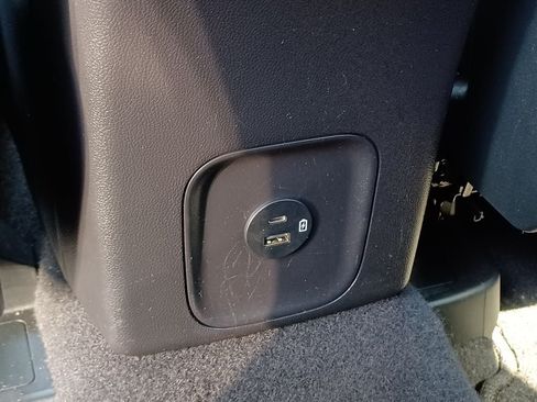 Used 2022 Ford Escape SE w/ Cold Weather Package AWD/4WD image 24