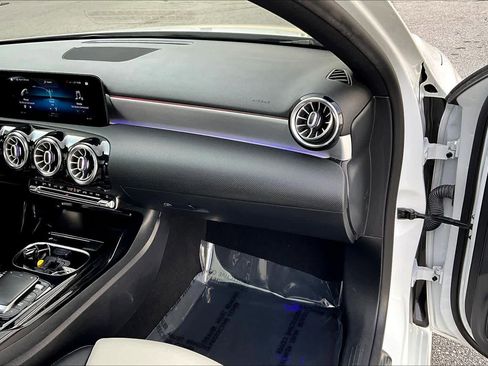 Used 2021 Mercedes-Benz A 35 AMG 4MATIC image 16