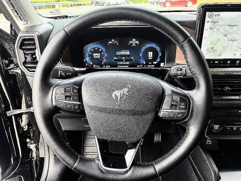 Used 2025 Ford Bronco Sport Outer Banks w/ Outer Banks Tech Package+ AWD/4WD image 13