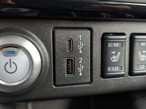 Used 2024 Nissan Leaf SV Plus FWD image 33