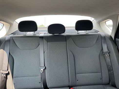 Used 2025 Kia K4 FWD image 38
