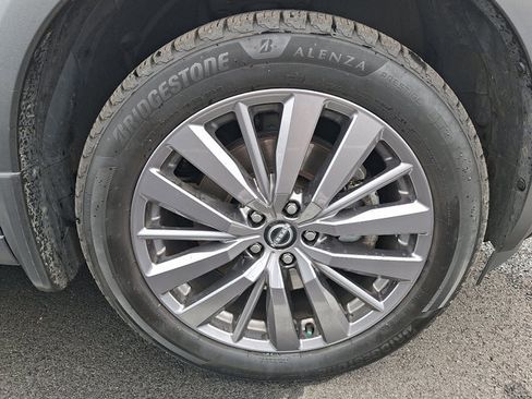 Used 2023 Nissan Pathfinder SL w/ SL Premium Package AWD/4WD image 7