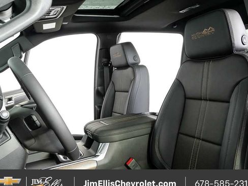 New 2026 Chevrolet Silverado 2500 High Country w/ Midnight Edition image 5