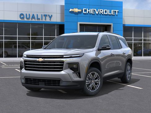 New 2026 Chevrolet Traverse LT w/ Driver Confidence Package image 30