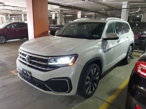 Used 2023 Volkswagen Atlas SEL Premium AWD/4WD image 1