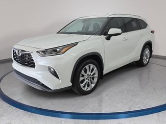 Used 2023 Toyota Highlander Limited FWD video 1