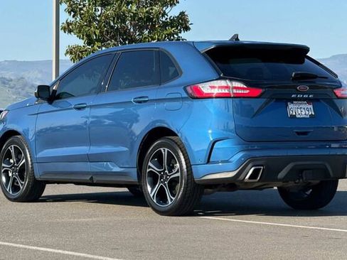 Used 2021 Ford Edge ST w/ Equipment Group 401A image 6