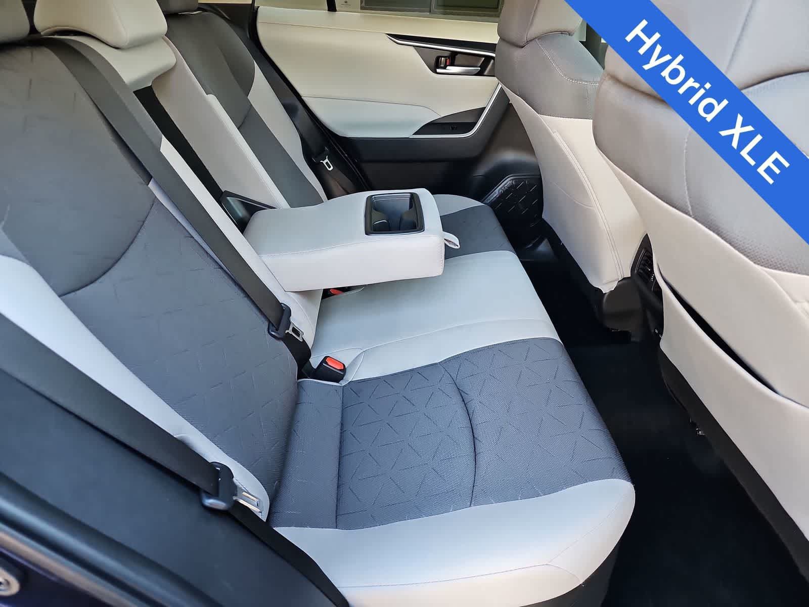 Used 2024 Toyota RAV4 XLE w/ Convenience Package AWD/4WD image 17